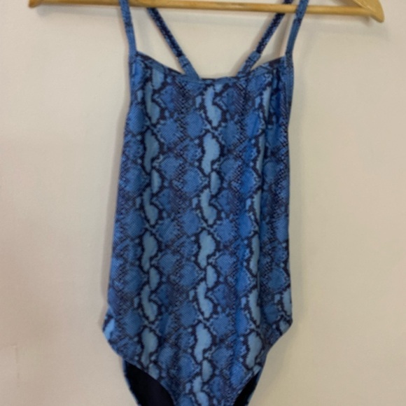 NWT E-Ko Beach Life Jost Snakeskin Print One Piece - Picture 3 of 9